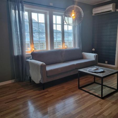Stor Leilighet Med 4 Senger Sentralt I Forde المظهر الخارجي الصورة