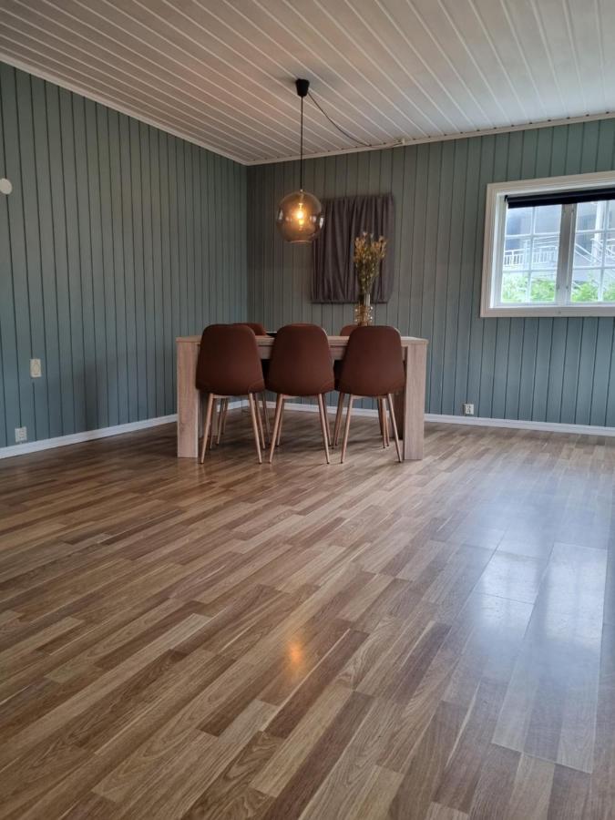 Stor Leilighet Med 4 Senger Sentralt I Forde المظهر الخارجي الصورة